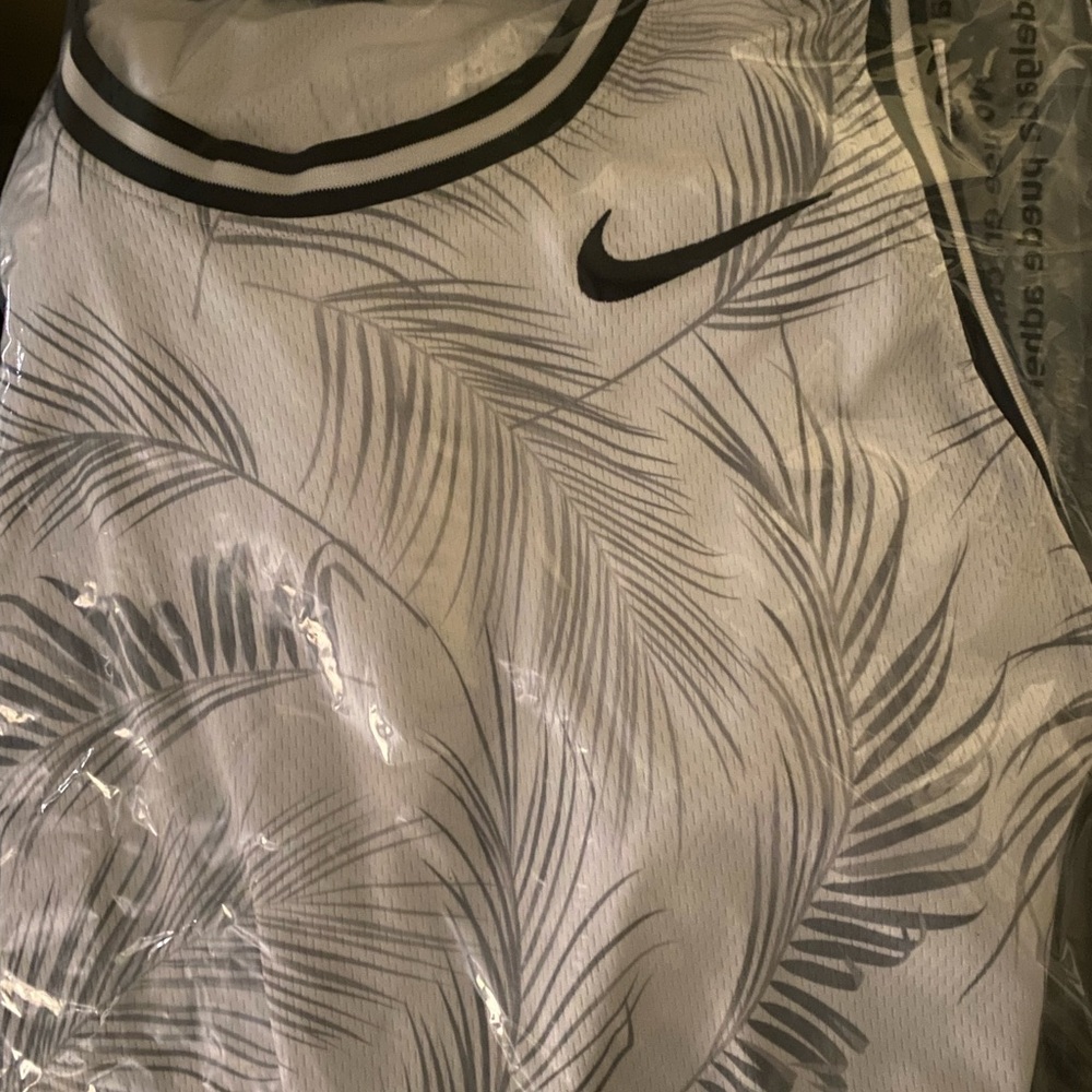Nike White and Gray Palm-Print Athletic Tank and Matching Shorts